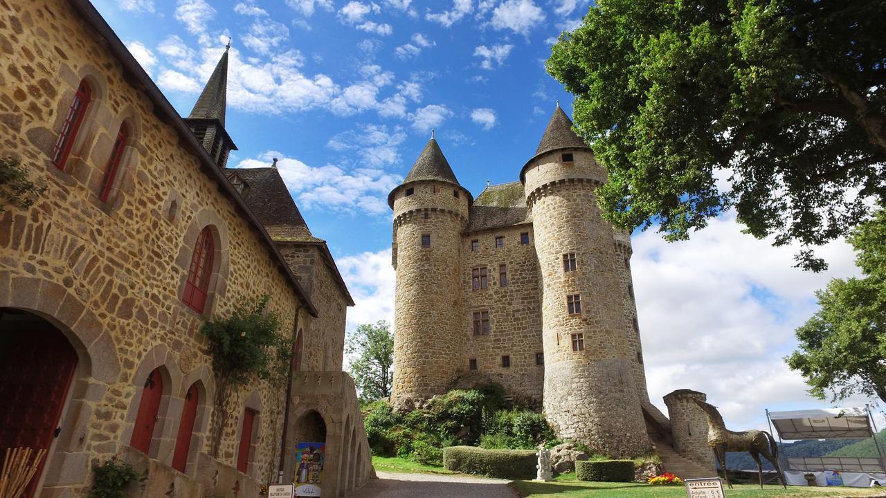 VVF Villages   Les Lacs du Cantal   Champs-sur-Tarentaine Extérieur photo